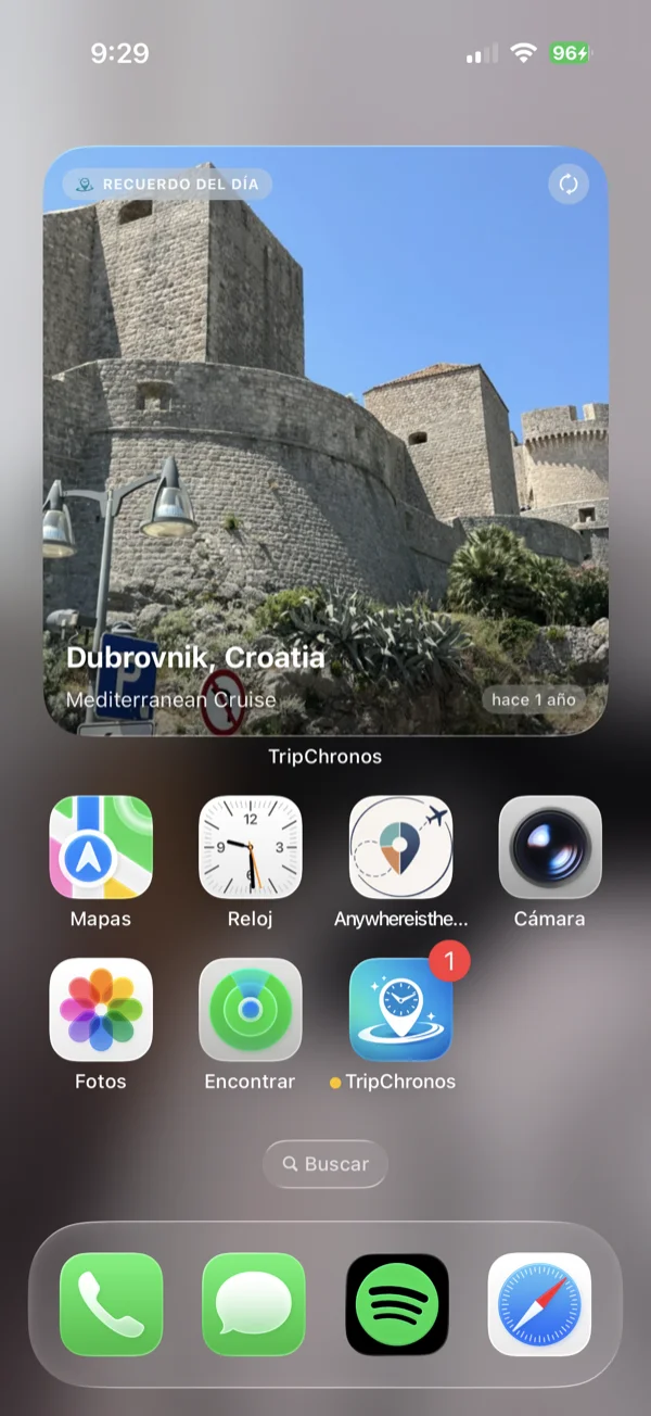 Widget grande de Memoria del día que se muestra en la pantalla de inicio iPhone