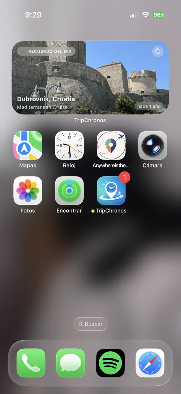 El widget mediano Memoria del día se muestra en la pantalla de inicio iPhone