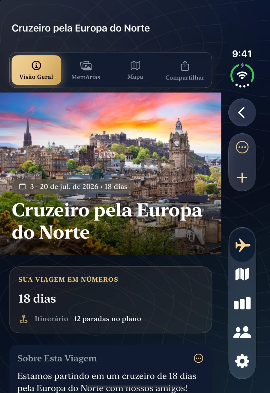 TripChronos em um iPhone Duo fechado, mostrando a visão geral de uma viagem na tela externa